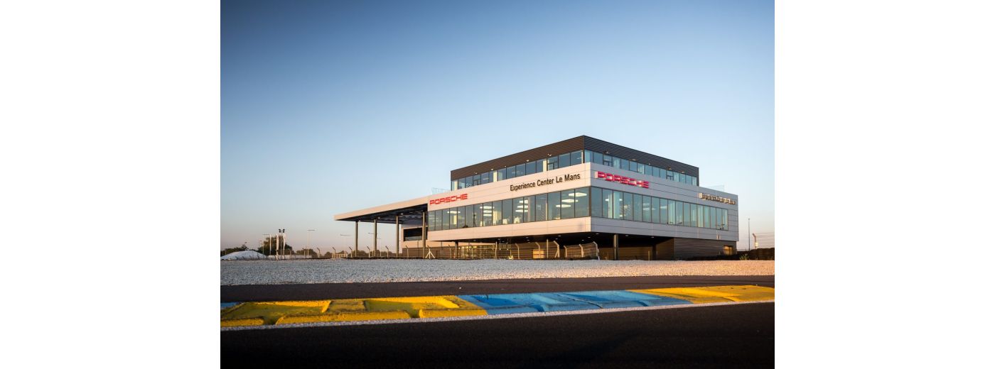 PORSCHE EXPERIENCE CENTER LE MANS