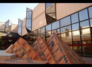 MÉDIATHÈQUE LOUIS-ARAGON